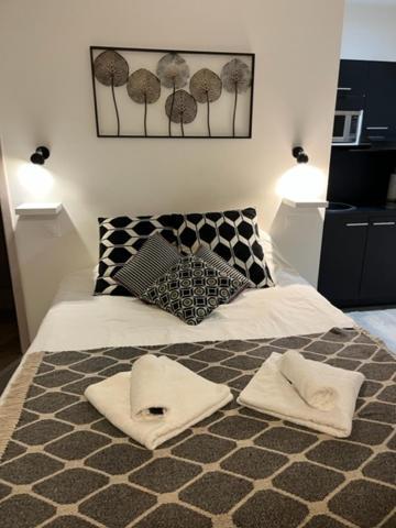 Studio Cosy Black - Cosy & Cocon 牟罗兹 外观 照片